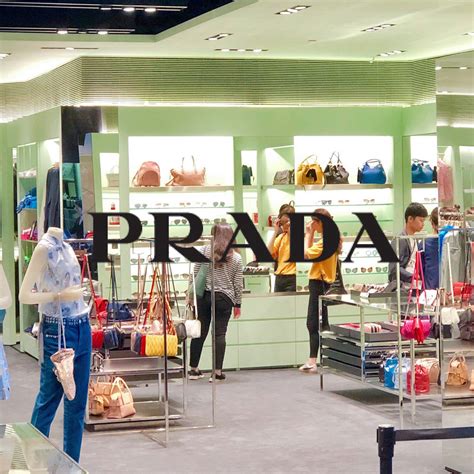 prada outlet的圖片